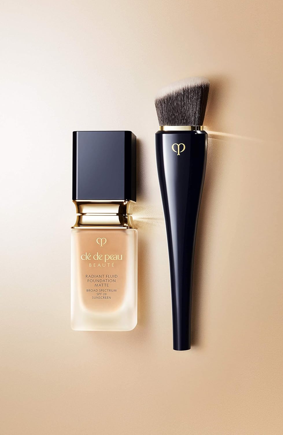 cle de peau beaute high coverage foundation brush luxury stores 2