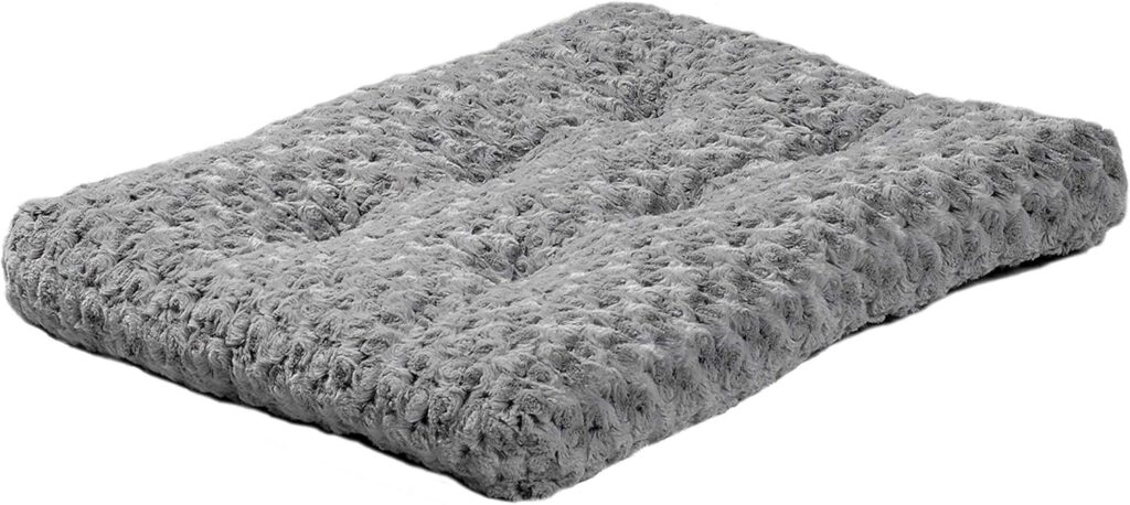 MidWest Homes for Pets Deluxe Dog Beds Super Plush Dog  Cat Beds Ideal for Dog Crates Machine Wash  Dryer Friendly, 1-Year Warranty, Gray, 24-Inch